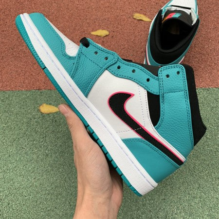 Air Jordan 1 Mid South Coast Beach