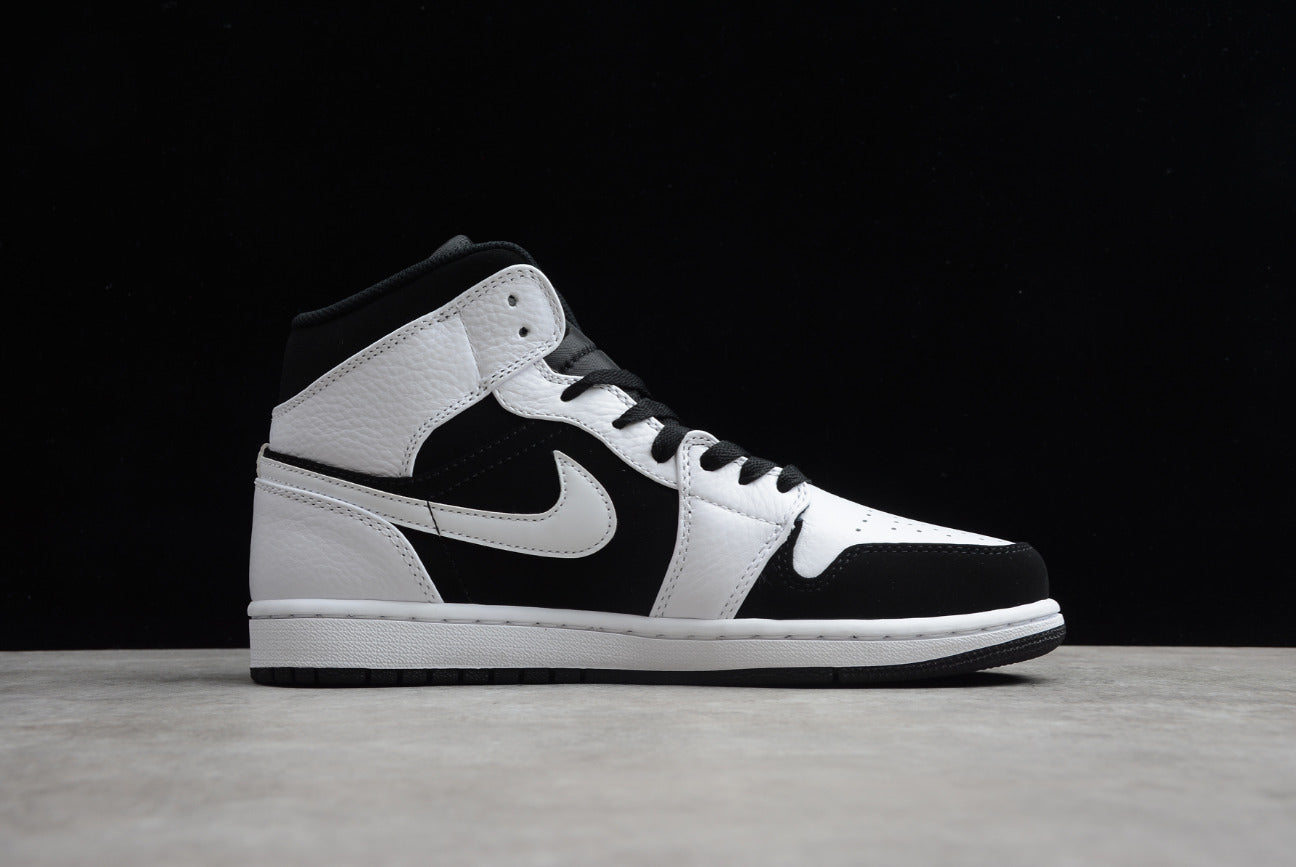Air Jordan 1 Mid White Black