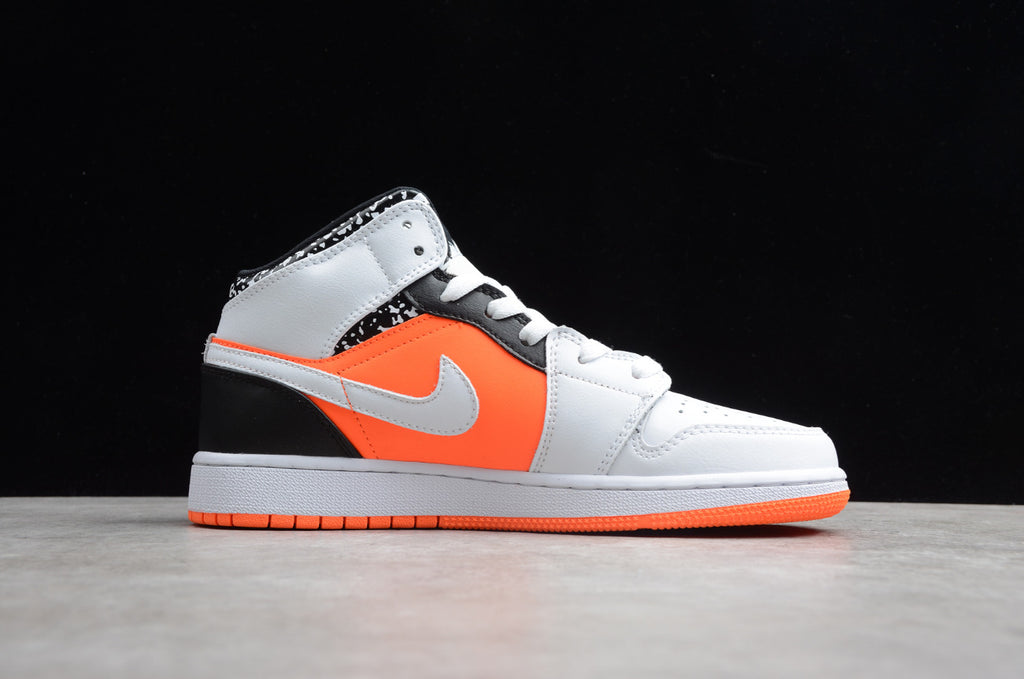 Air Jordan 1 Mid 'Hyper Crimson'