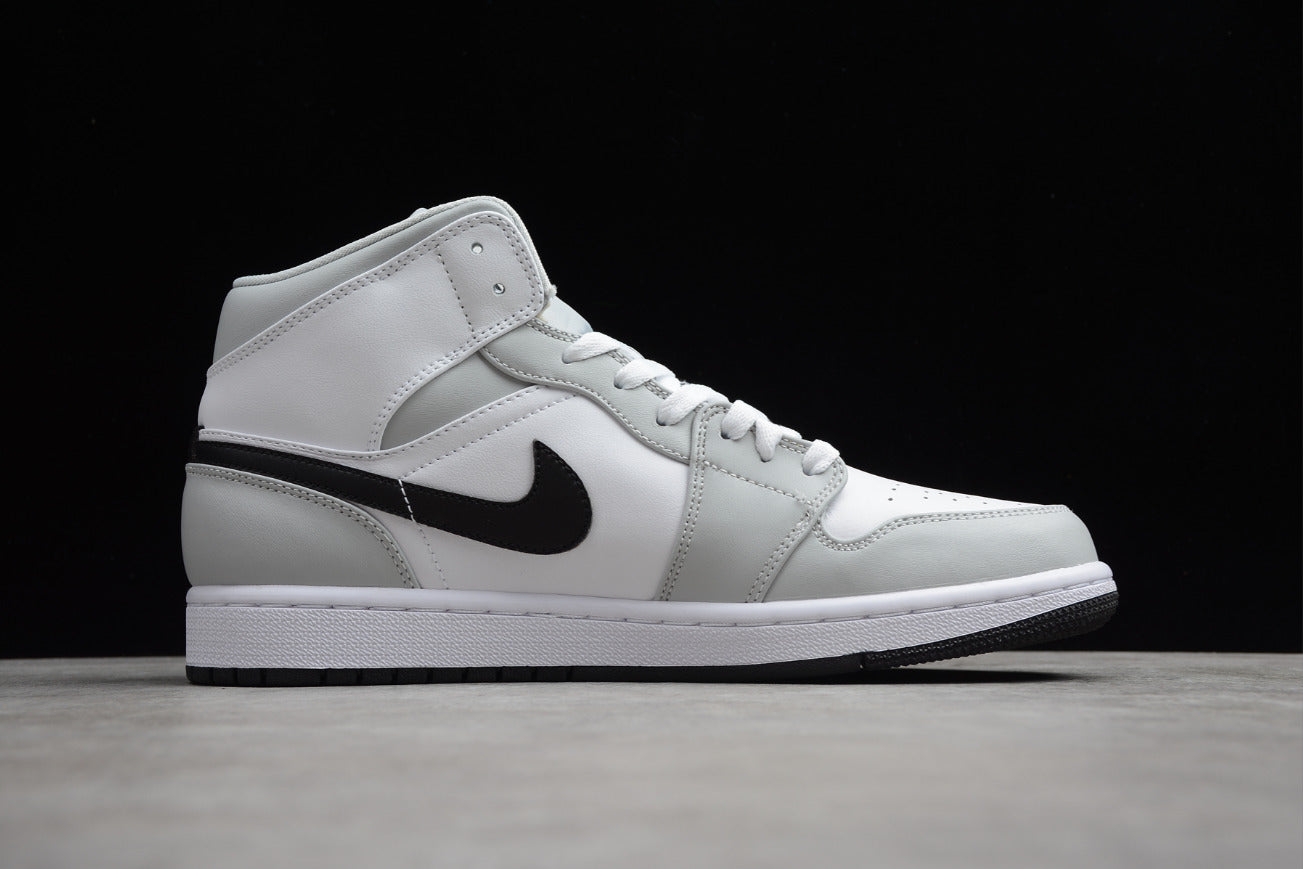 Air Jordan 1 Mid 'Light Smoke Grey'