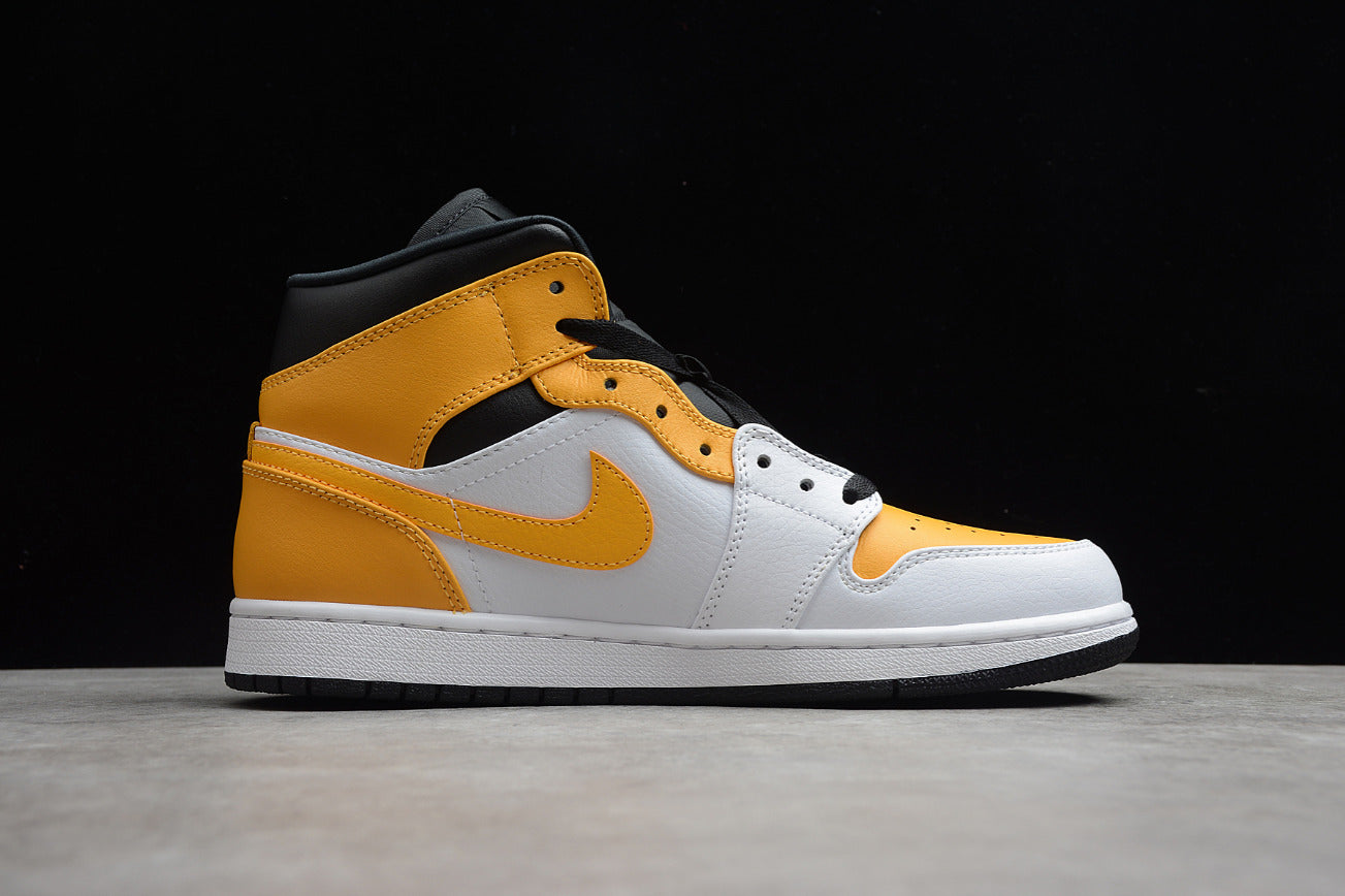 Air Jordan 1 Mid 'University Gold'