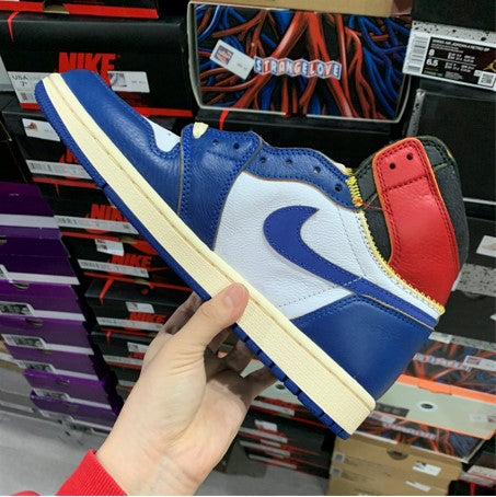 Air Jordan 1 Retro High Blue