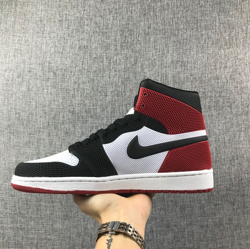 Air Jordan 1 Retro High Flyknit Black Toe