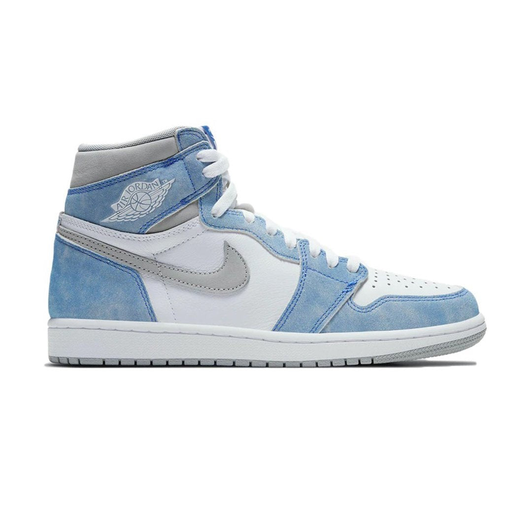 Air Jordan 1 Retro High OG Hyper Royal