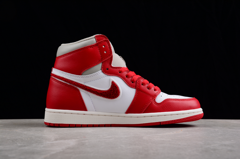 Air Jordan 1 Retro High OG Red 'Chenille'