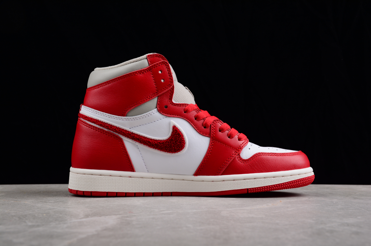 Air Jordan 1 Retro High OG Red 'Chenille'