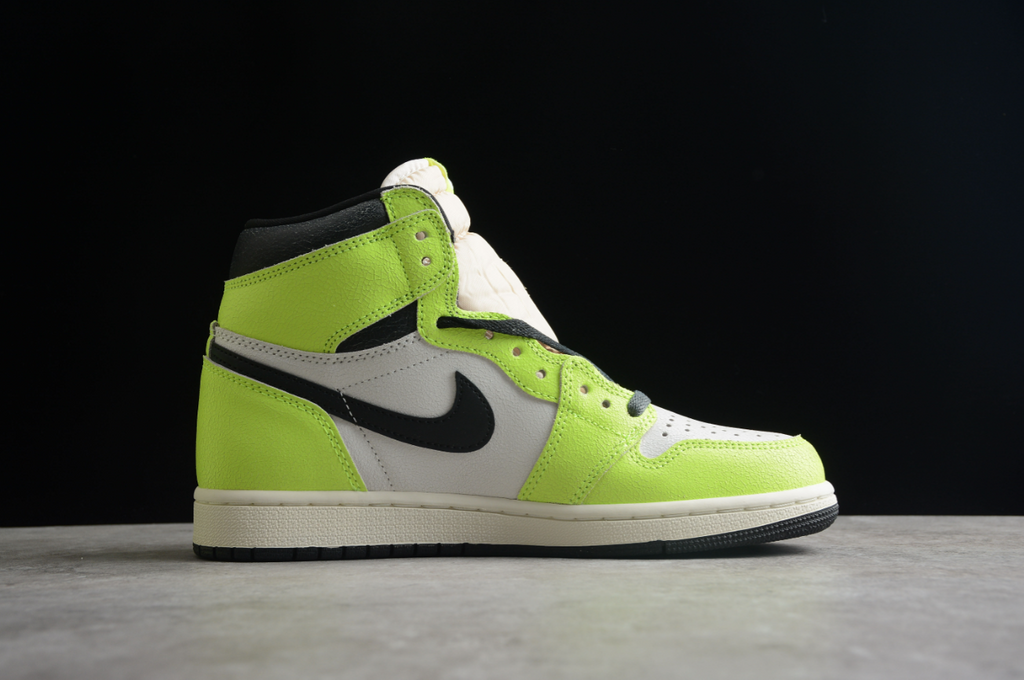 Air Jordan 1 Retro High OG “Obsidian”