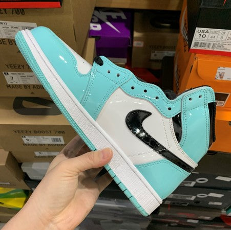 Air Jordan 1 Retro OG High Patent Tiffany