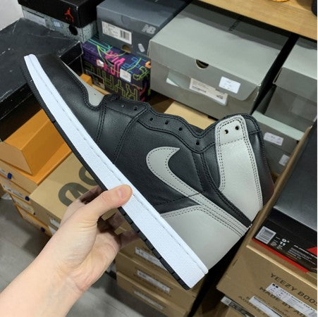 Air Jordan 1 Shadow Grey
