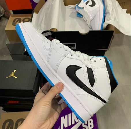 Air Jordan 1 White Blue Black