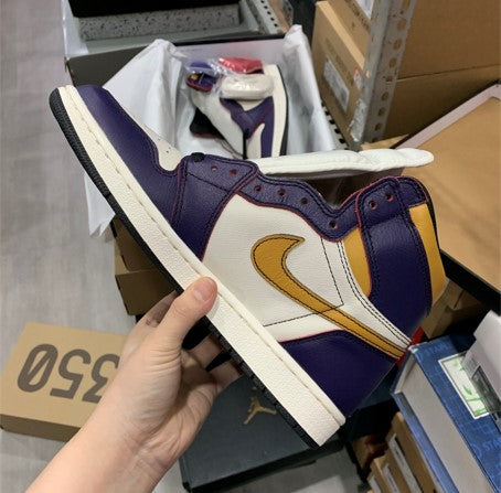 Air Jordan 1 x Dunk SB Court Purple