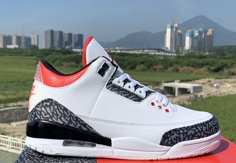 Air Jordan 3 Retro SE Fire Red Denim