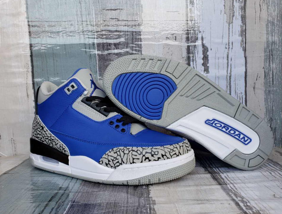 Air Jordan 3 Retro Varsity Royal