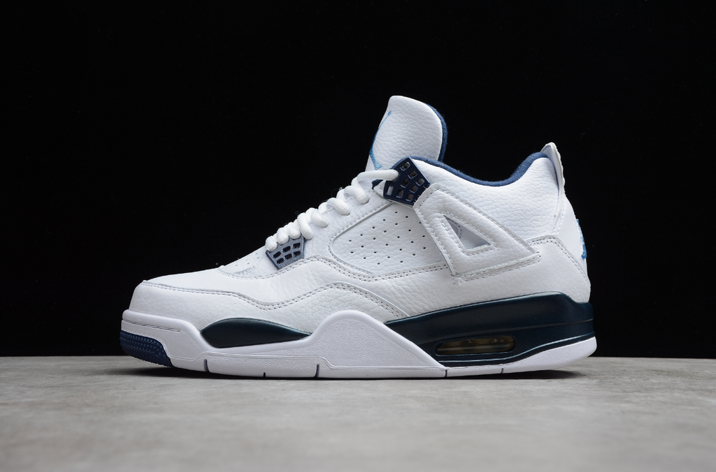 Air Jordan 4 Columbia
