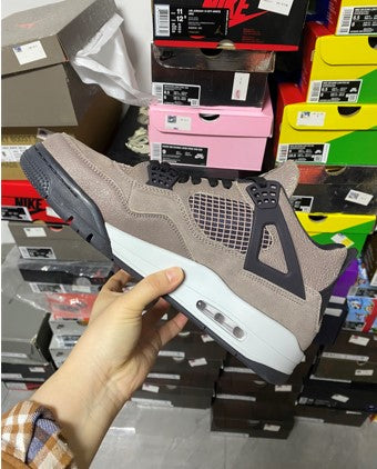 Air Jordan 4 “Taupe Haze”