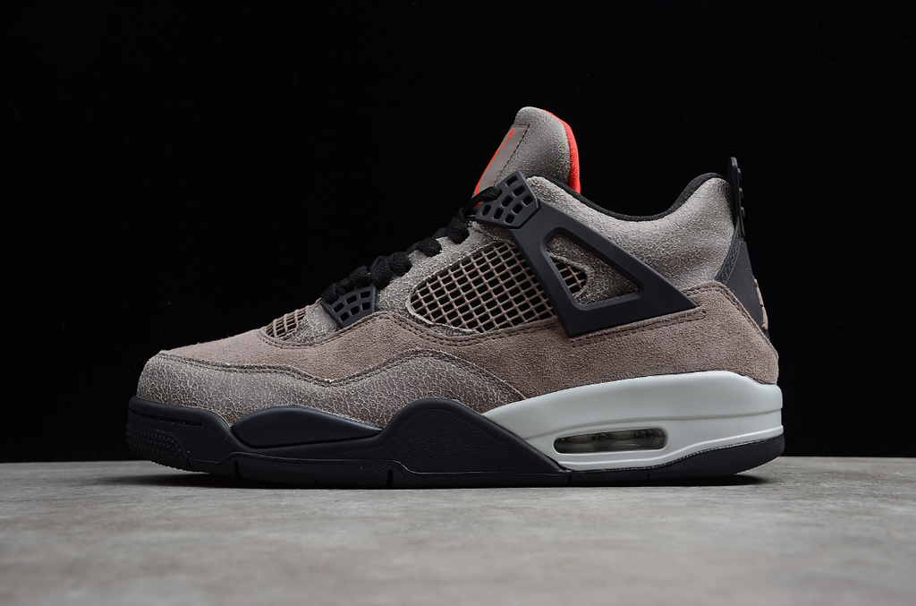 Air Jordan 4 “Taupe Haze”