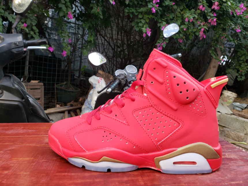 Air Jordan 6 Red Gold
