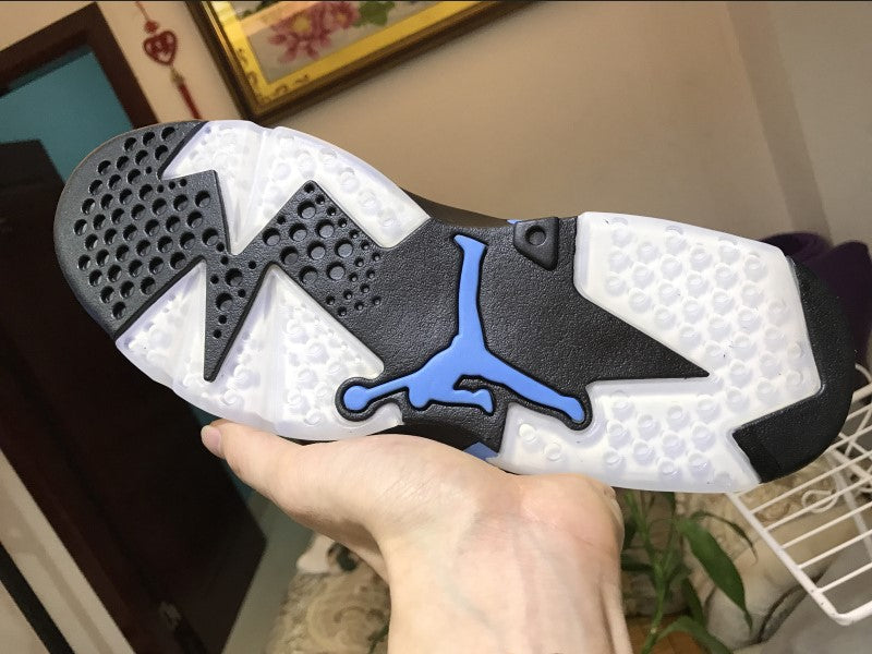 Air Jordan 6 ‘University Blue’