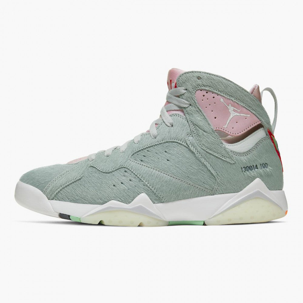 Air Jordan 7 Retro Neutral Grey