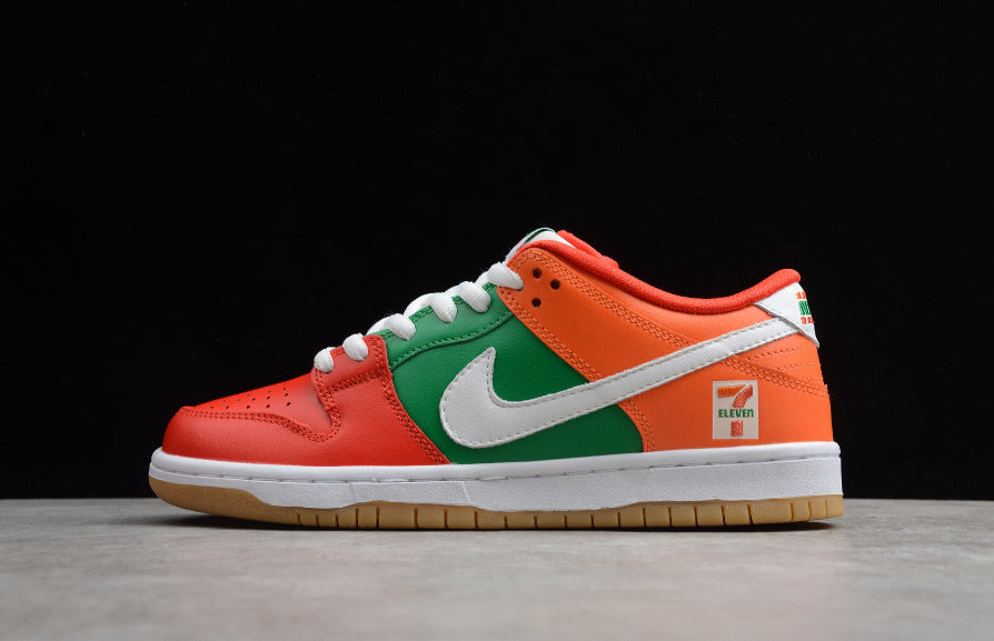 NK Dunk Low 7-Eleven