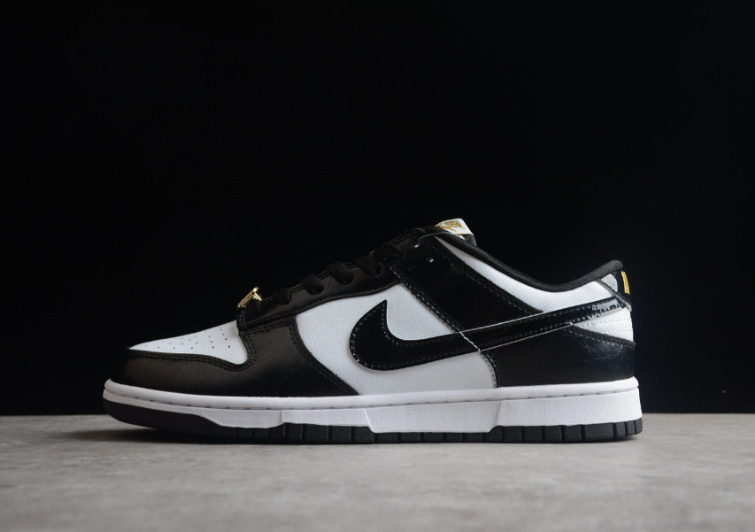 NK Dunk Low Black White