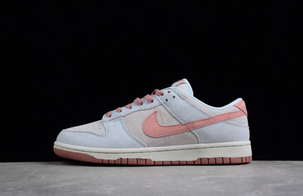 NK Dunk Low Fossil Rose