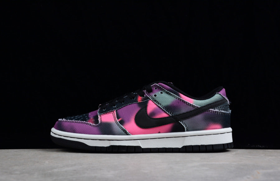 NK Dunk Low Graffiti Pink