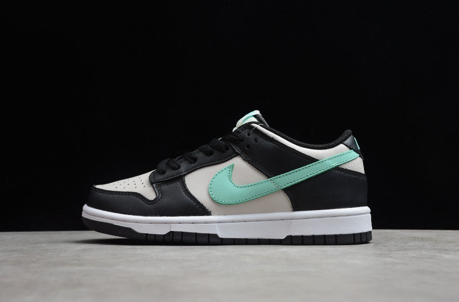 NK Dunk Low Grey Tiffany Tropical Twist