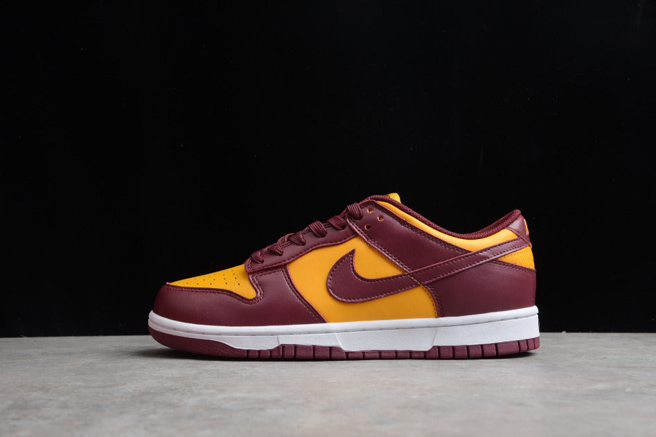 NK Dunk Low Midas Gold