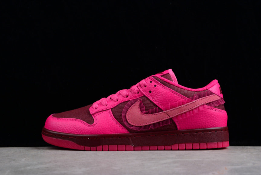 NK Dunk Low Valentine's Day Rose Pink