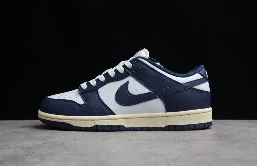 NK Dunk Low Vintage Navy