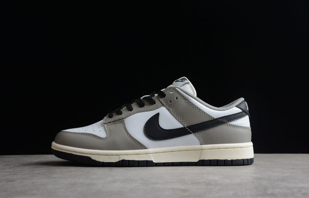 NK Dunk Low W Light Smoke Grey