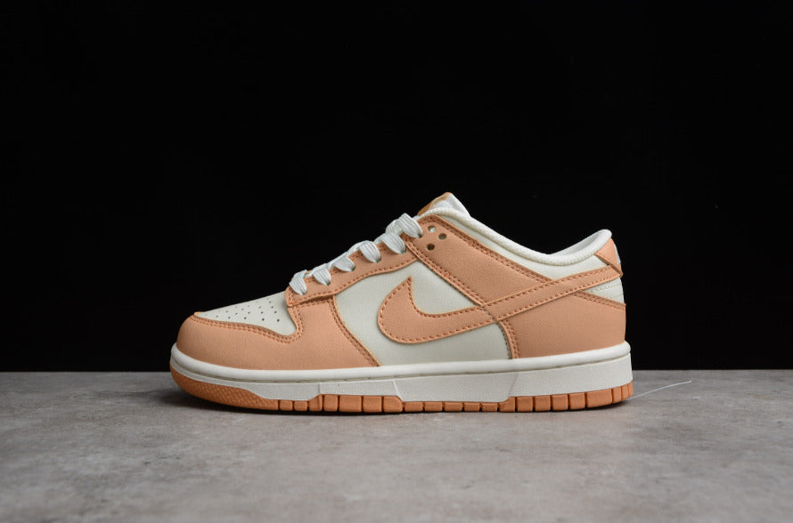 NK Dunk Low Wmns Harvest Moon
