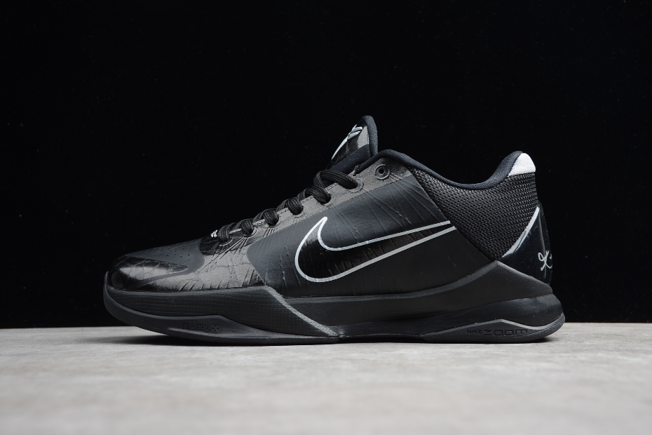 NK Kobe 5 'Black Out'
