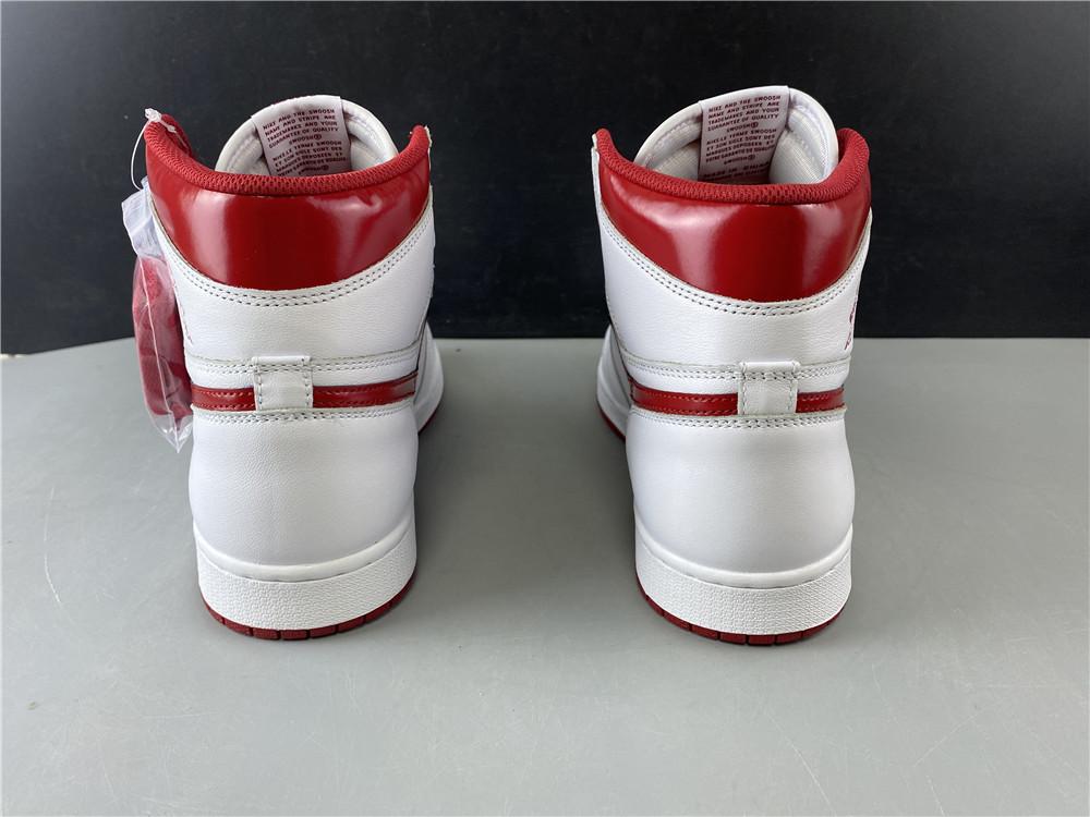 Air Jordan 1 Retro High OG 'Metallic Red'