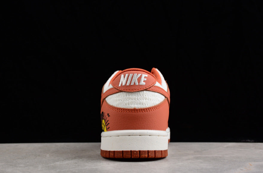 NK Dunk Low SE Sun Club Henna