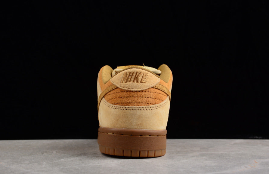 NK Dunk Low Pro TRD QS Wheat
