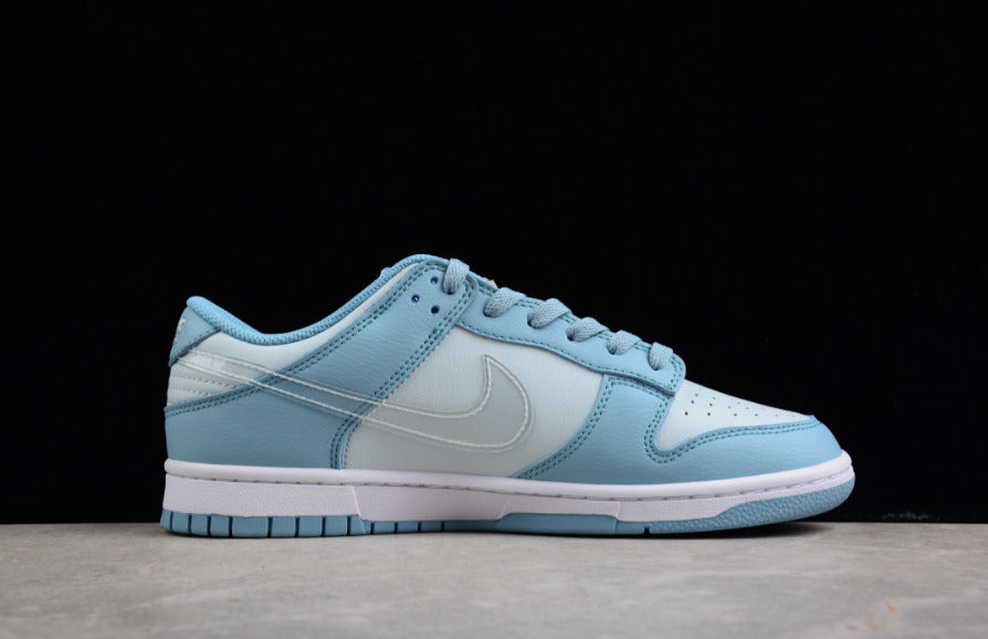 NK Dunk Low Aura Clear