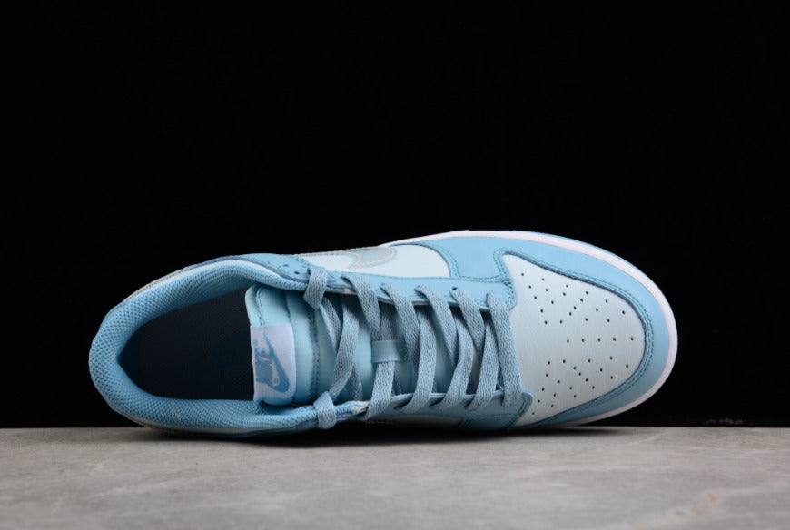NK Dunk Low Aura Clear