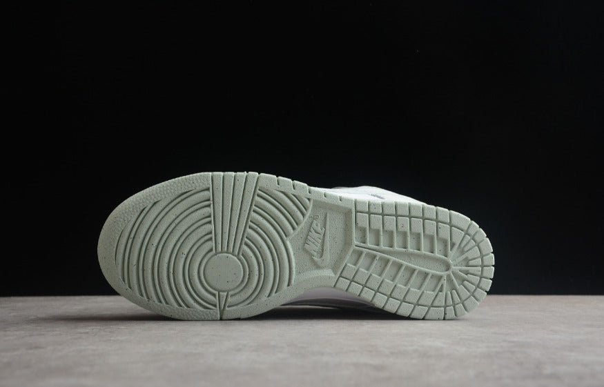 NK Dunk Low ‘White Mint’