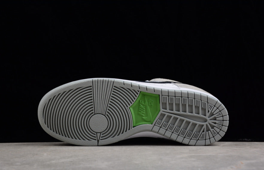 NK Dunk Low SB Pro Chlorophyll