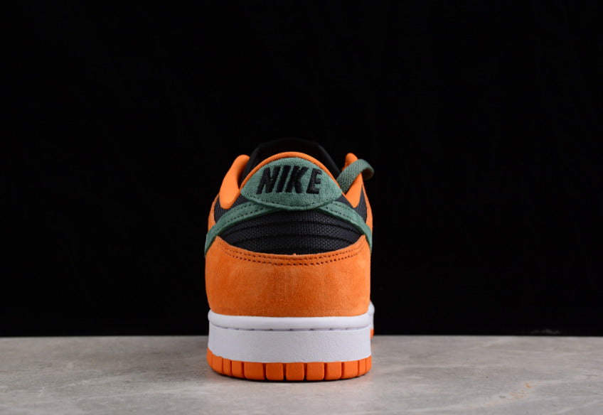 NK Dunk Low “Ceramic”