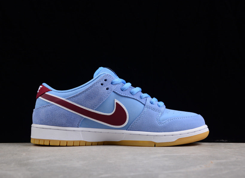 NK Dunk Low Phillies