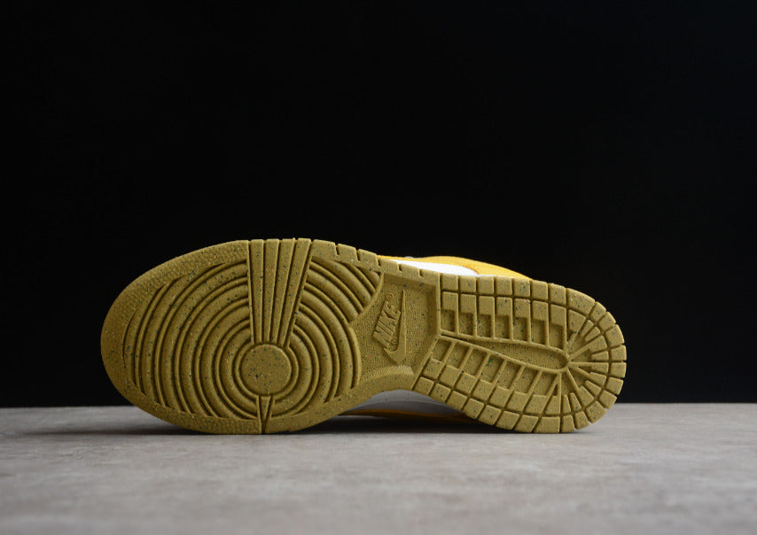 NK Dunk Low Sun Club Yellow