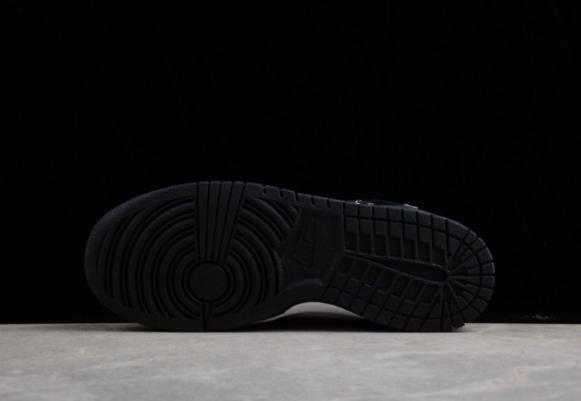 NK Dunk Low Disrupt 2 Panda