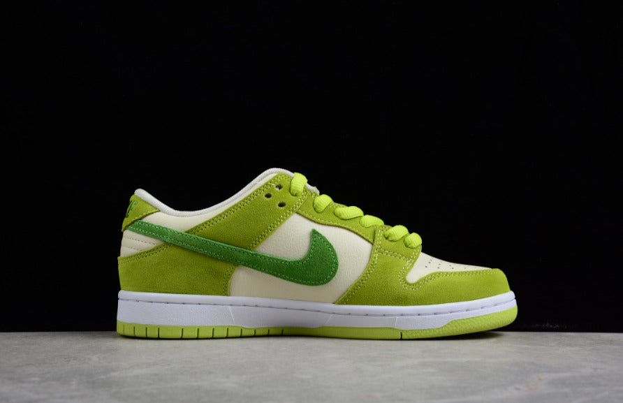 NK Dunk Low Green Apple