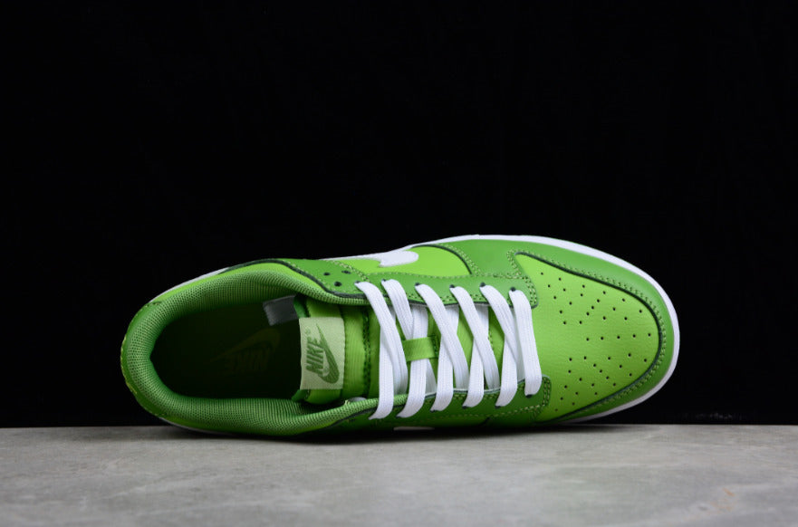 NK Dunk Low GS 'Dark Chlorophyll'