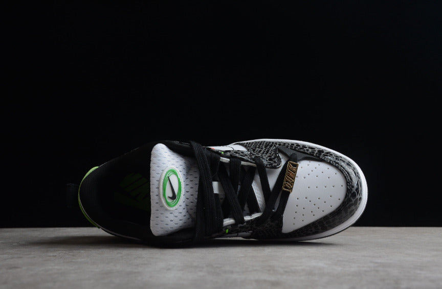 NK Dunk Low Disrupt 2 “Just Do It” Snakeskin