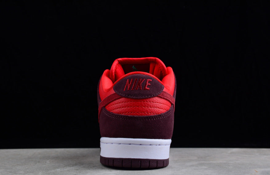 NK Dunk Low Cherry