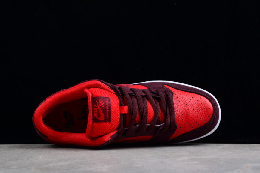 NK Dunk Low Cherry
